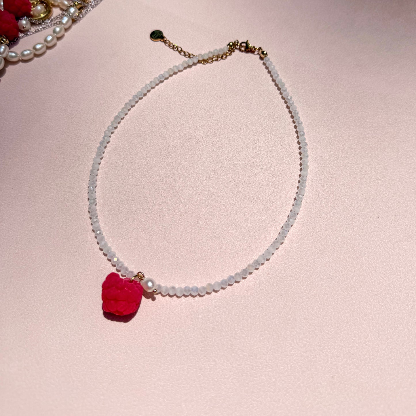 Viral raspberry beaded necklace