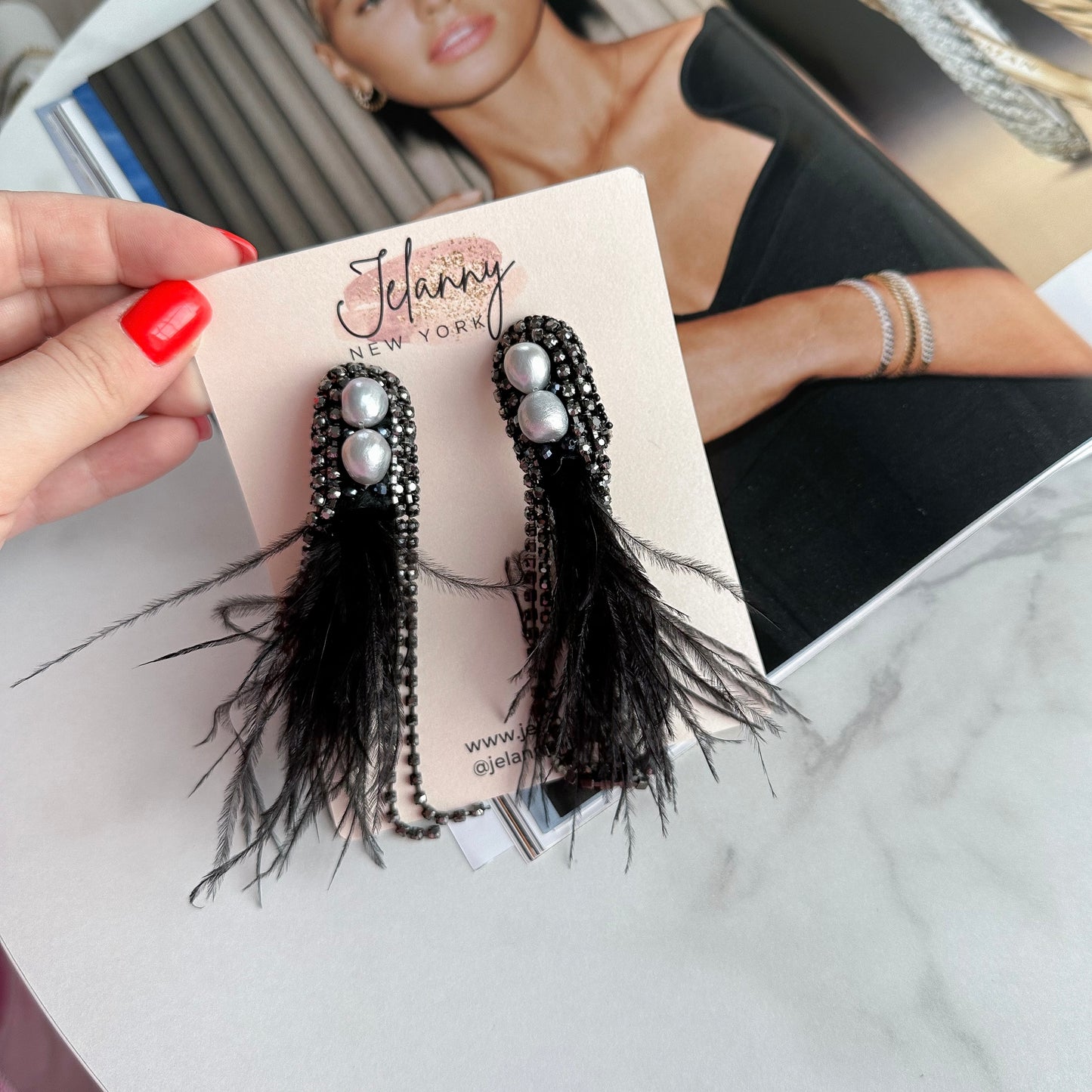 Black feathers earrings