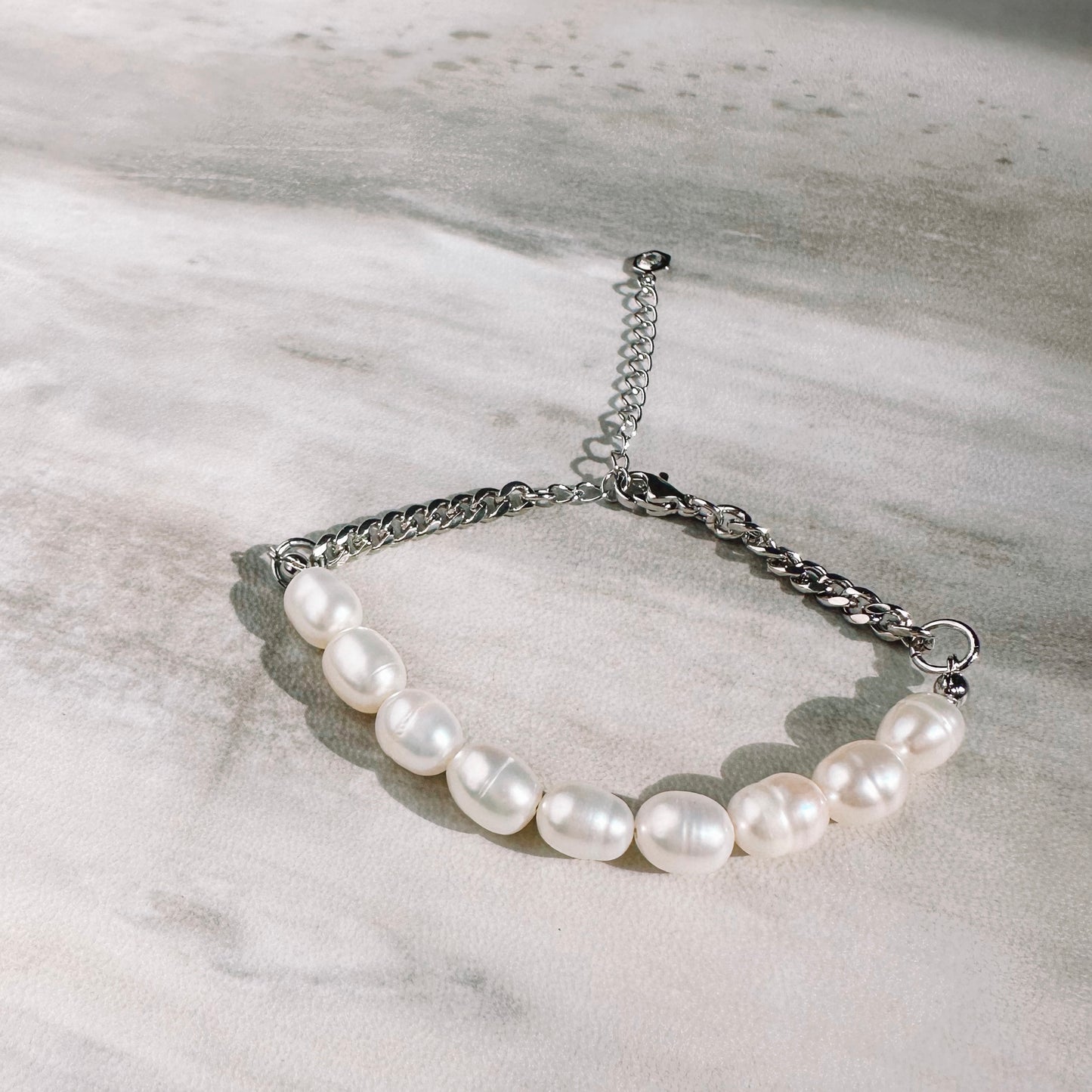 Birthstone bracelet - June - PEARL
