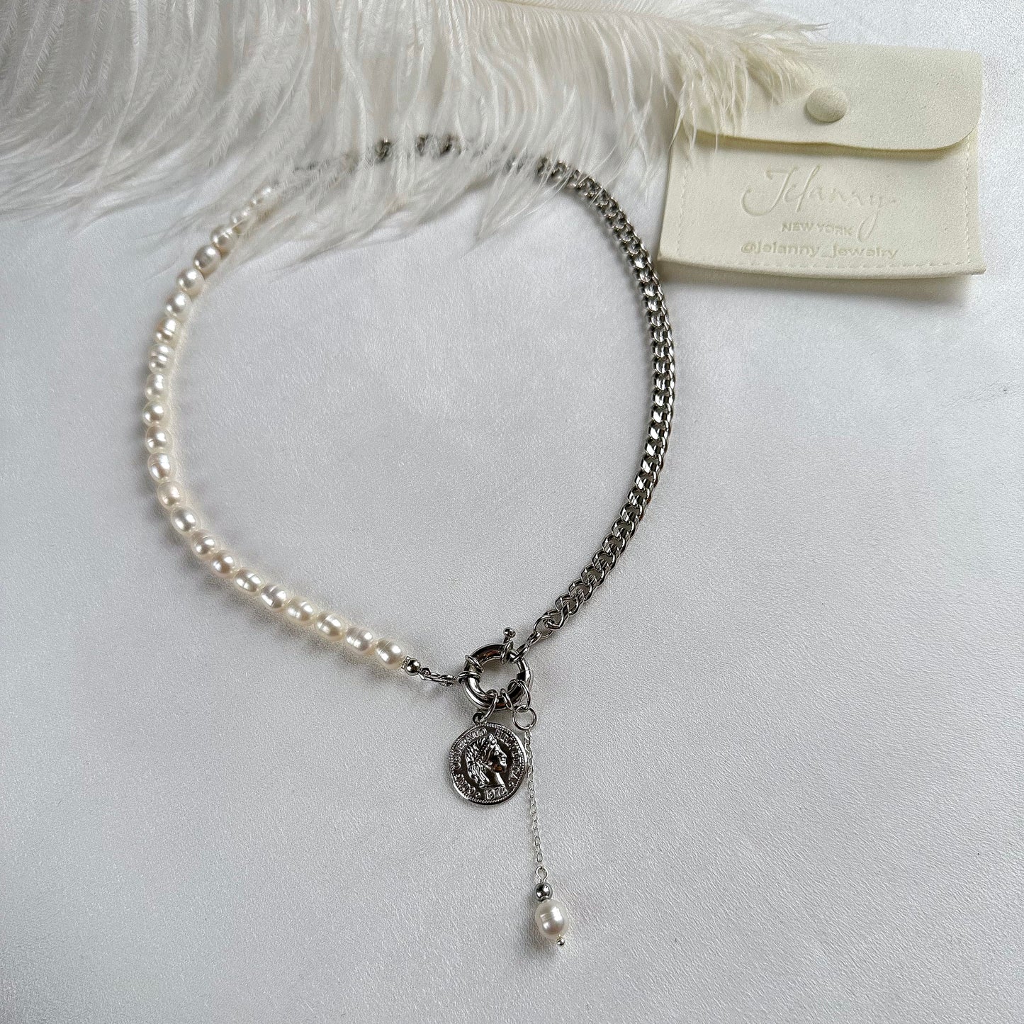 Necklace with coin and pearl pendants (rhodium plated)