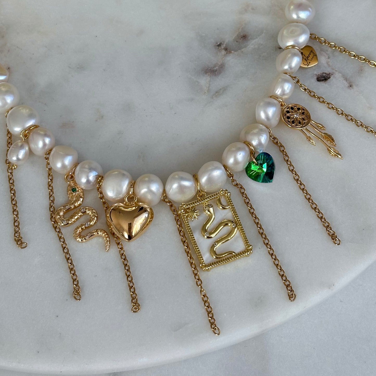Snake theme necklace