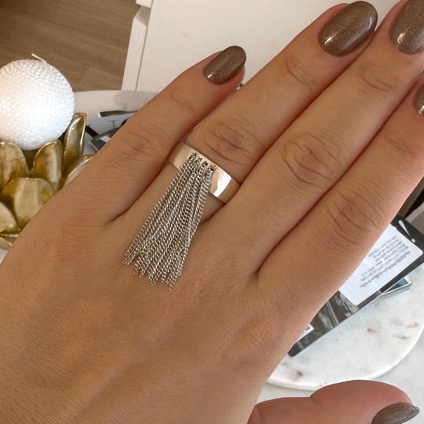 Chains ring
