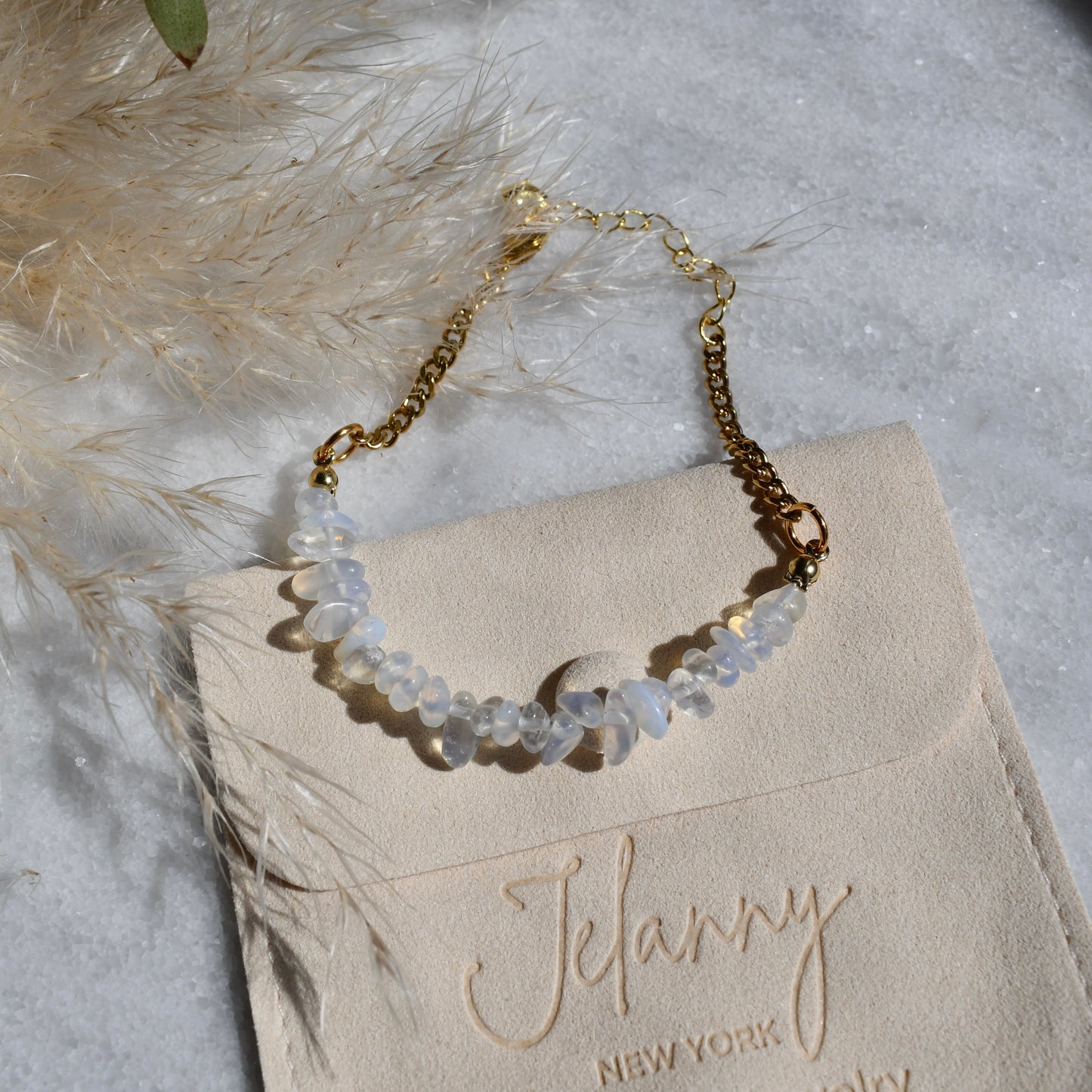Birthstone bracelet - October - MOONSTONE