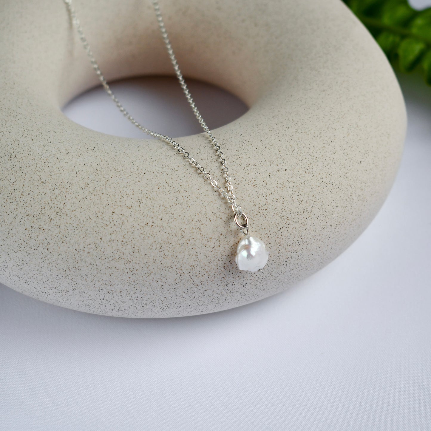 Necklace with baroque freshwater pearl