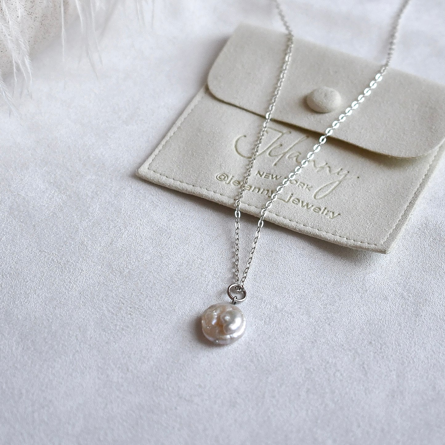 Necklace with baroque freshwater pearl