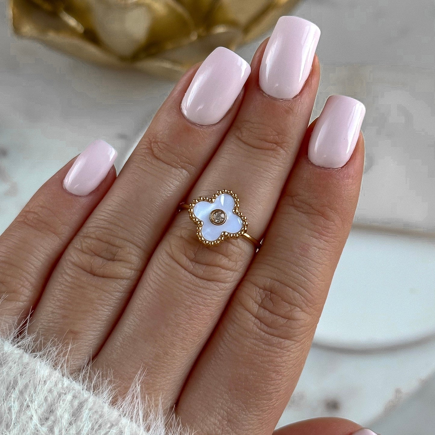 Mother-of-pearl and crystal clover ring