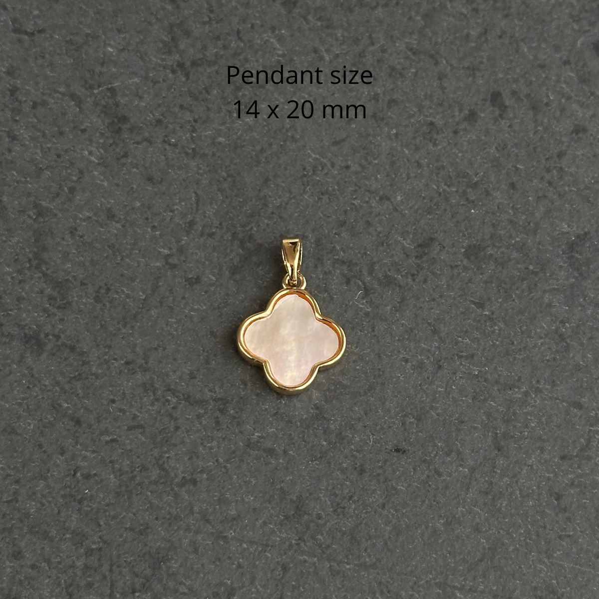 Necklace charm (clover)