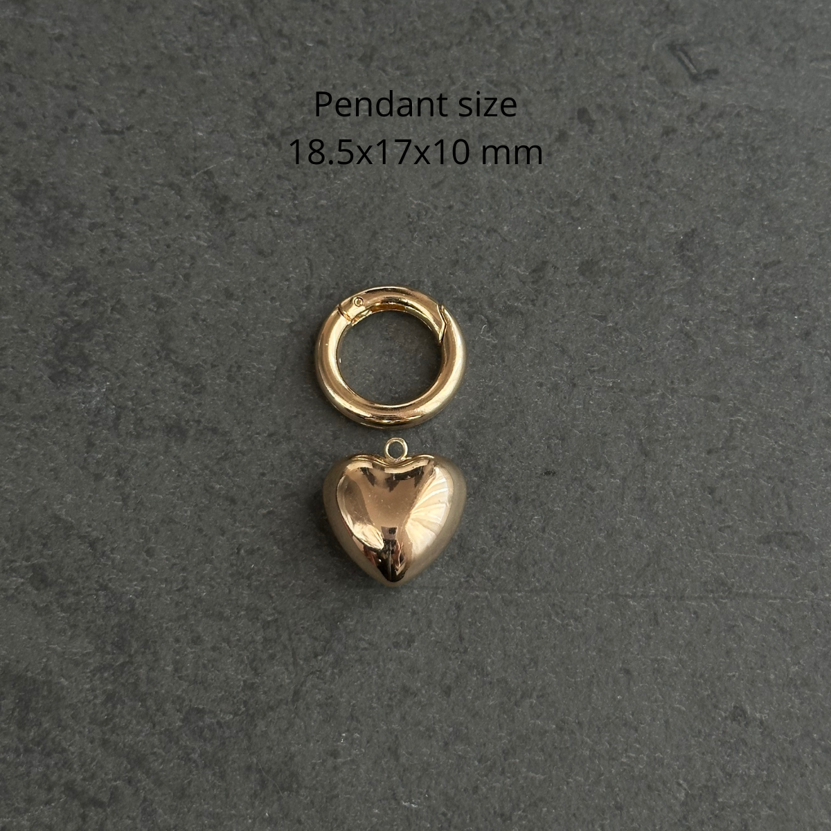 Necklace charm (medium heart)