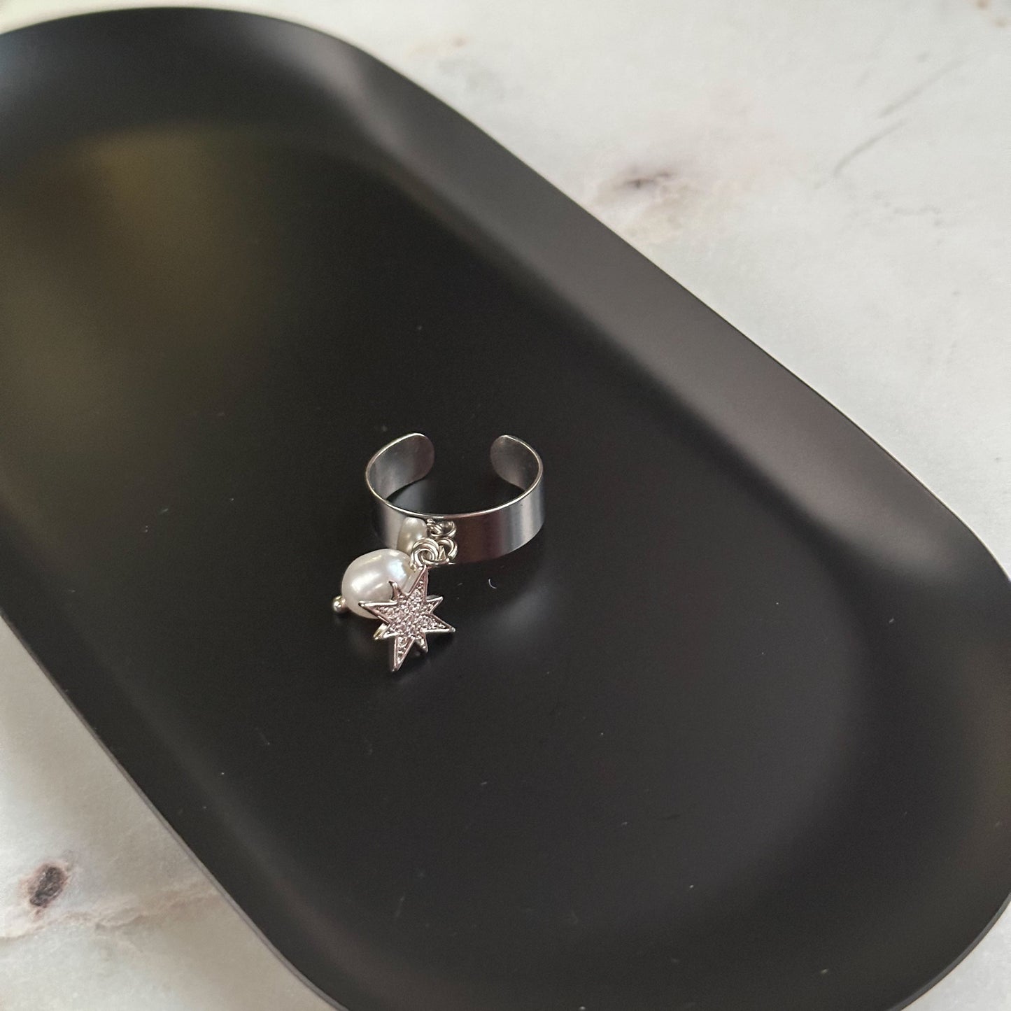 Star and pearl ring
