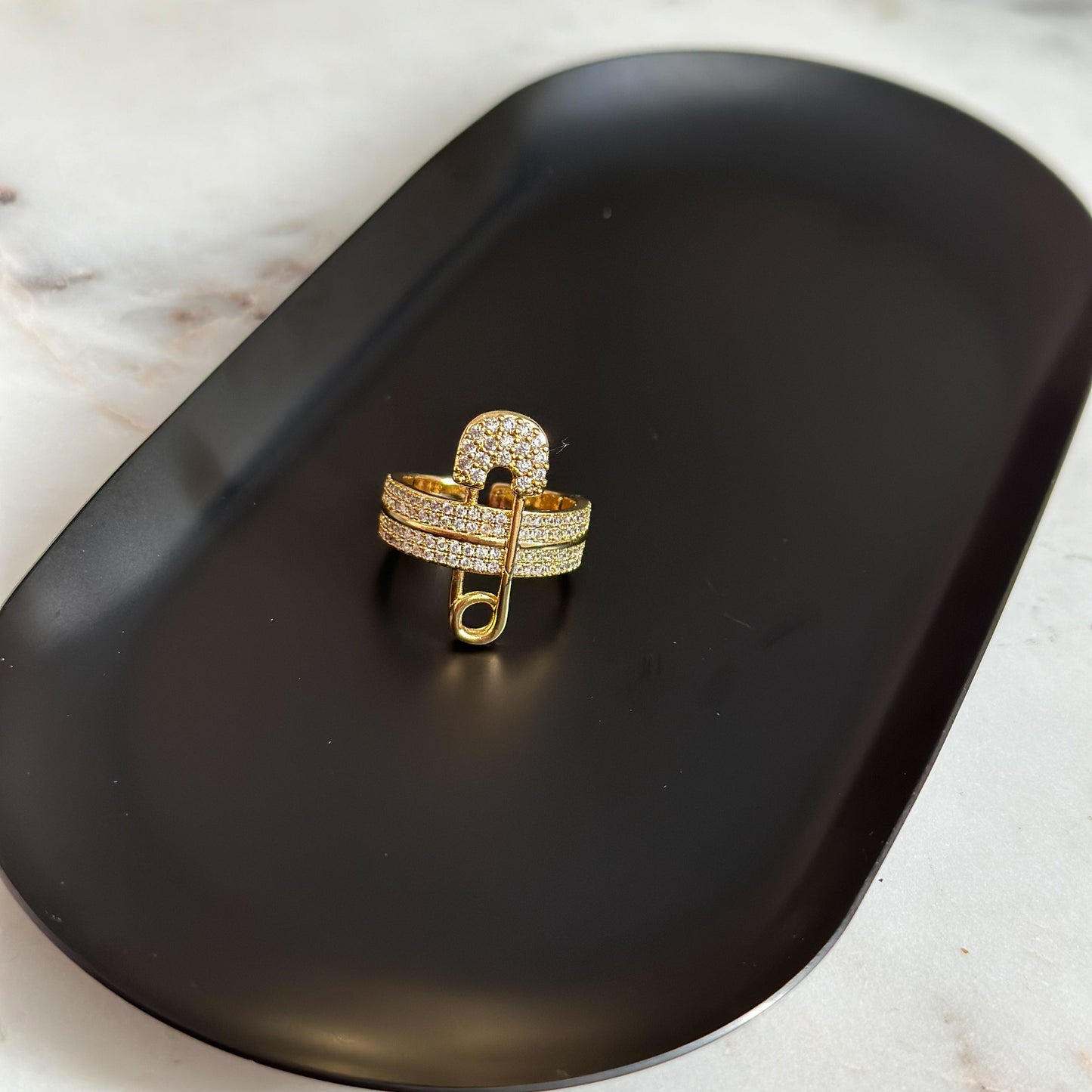 Safety pin ring