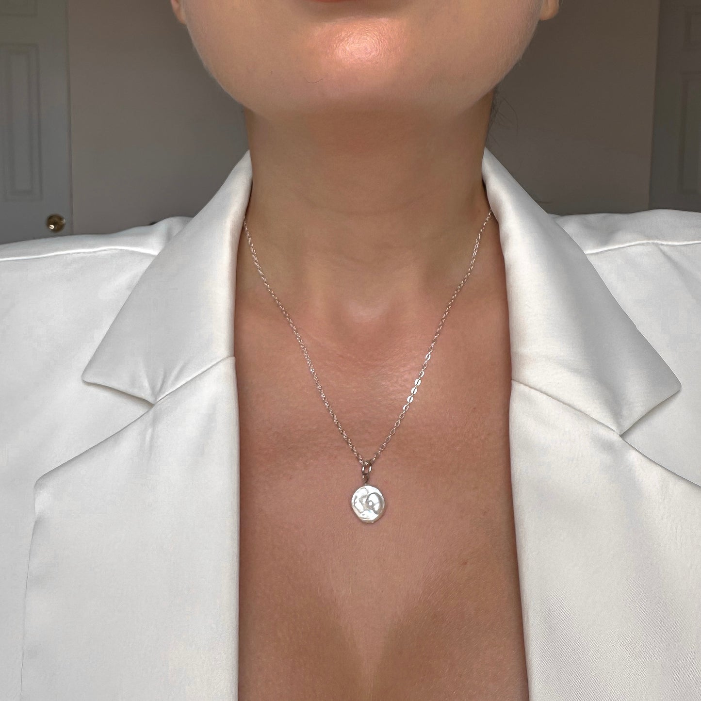 Necklace with baroque freshwater pearl