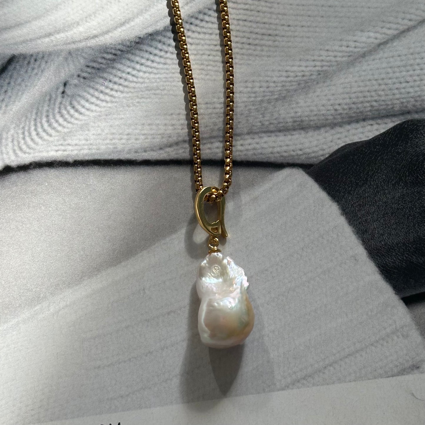 Baroque pearl Earrings