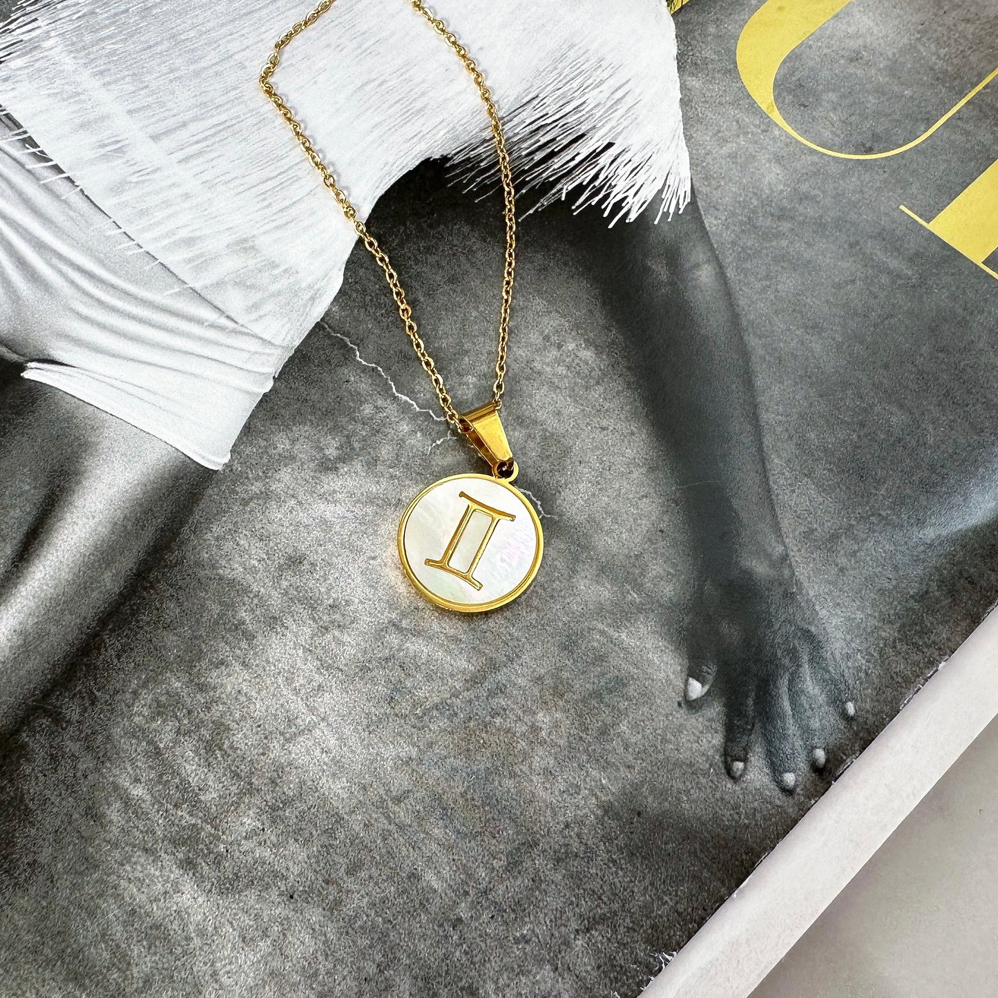 Zodiac pendant necklace Gemini (May 21 - June 21)