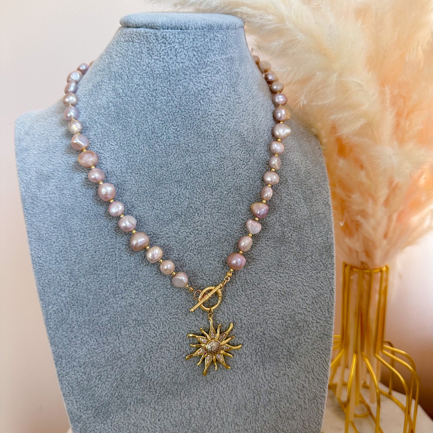 Pink pearls necklace