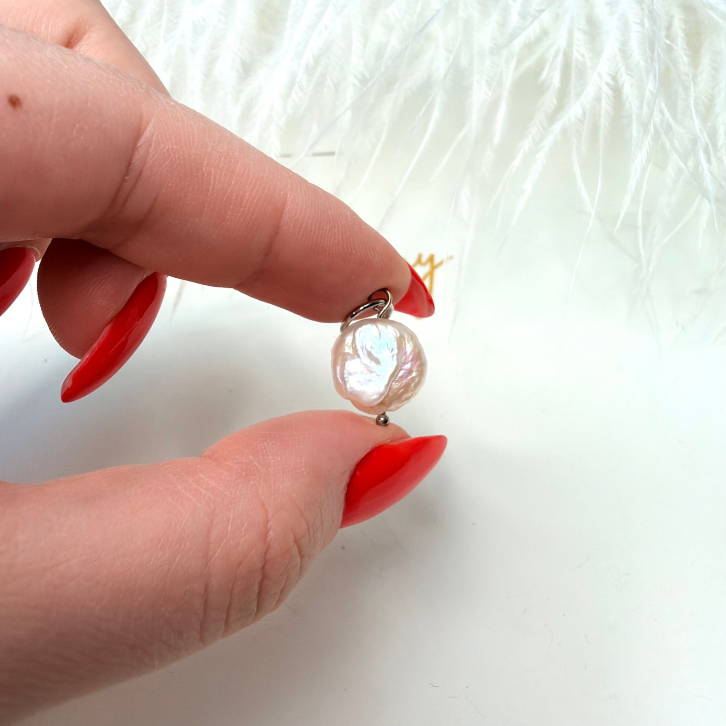 Coin pearl charm 1 pc
