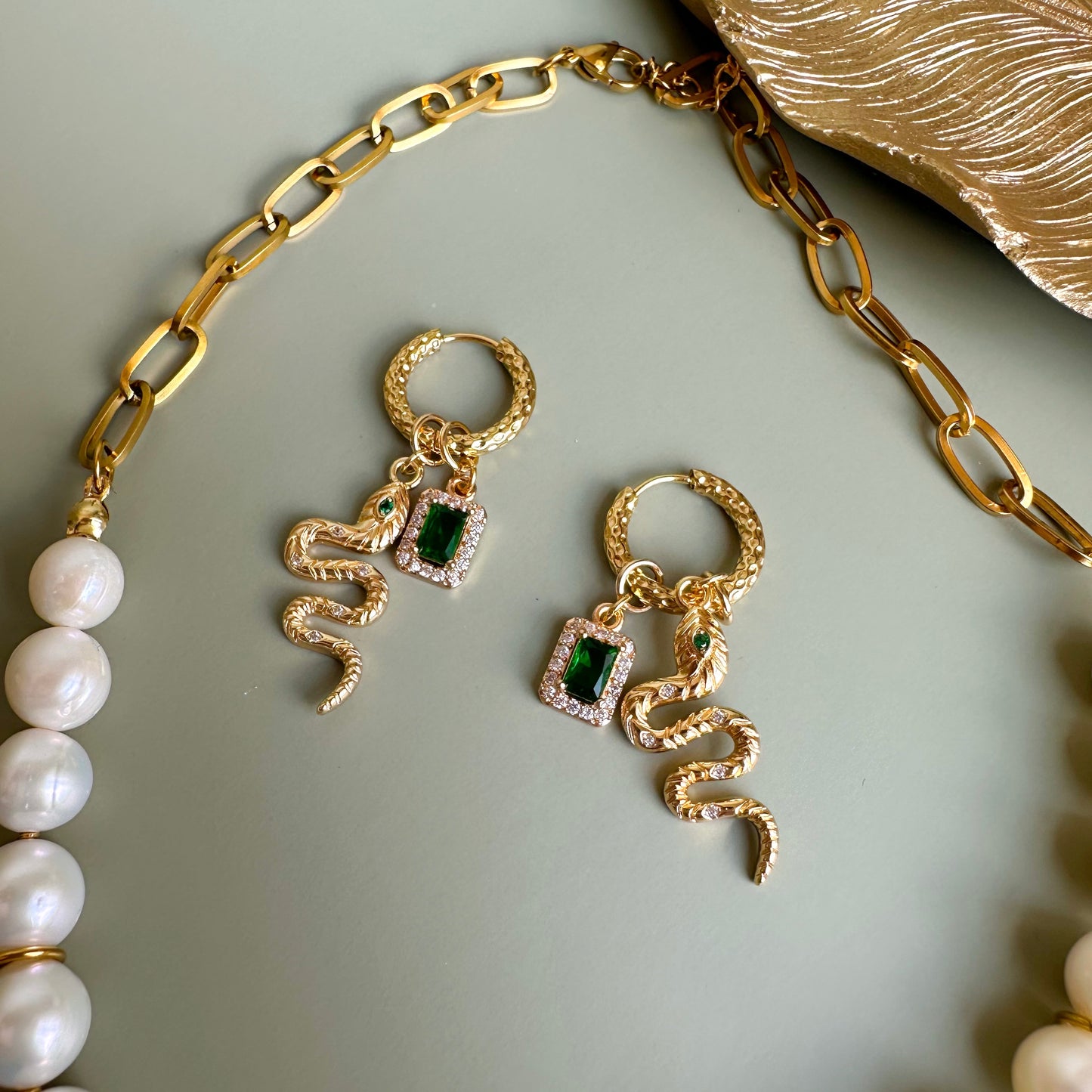 Snake necklace