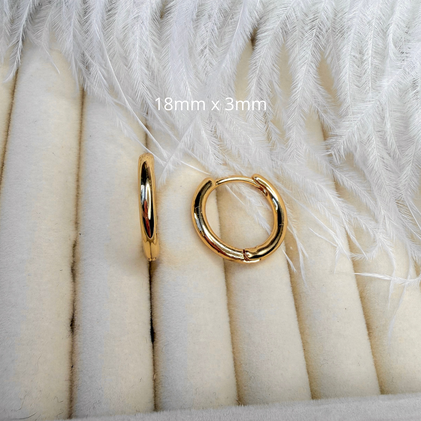 modern minimalist hoop earrings gold