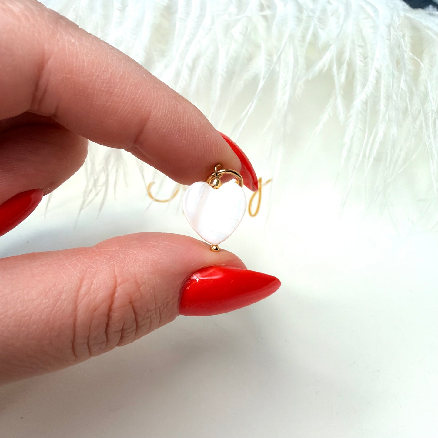 Mother-of-pearl heart charm 1 pc