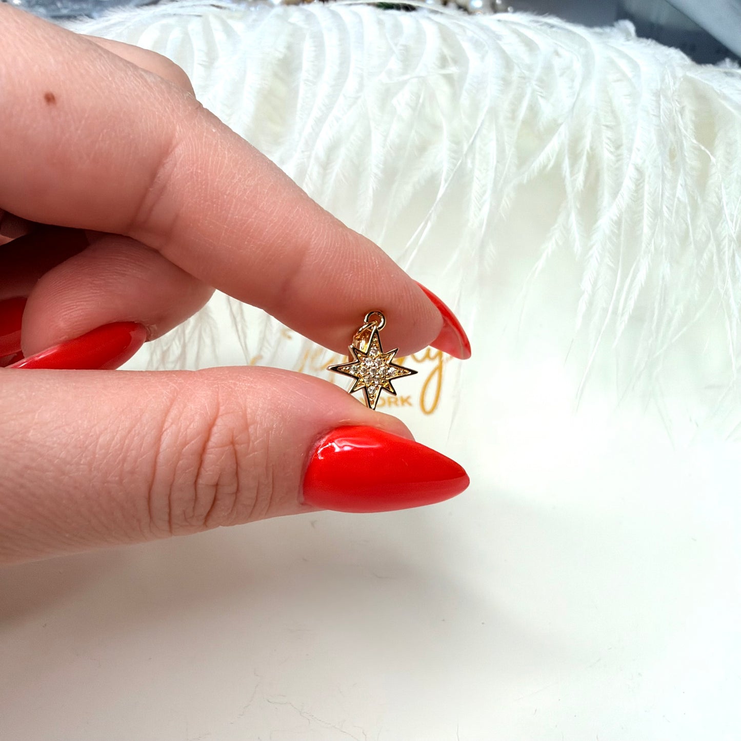 Small star charm 1 pc