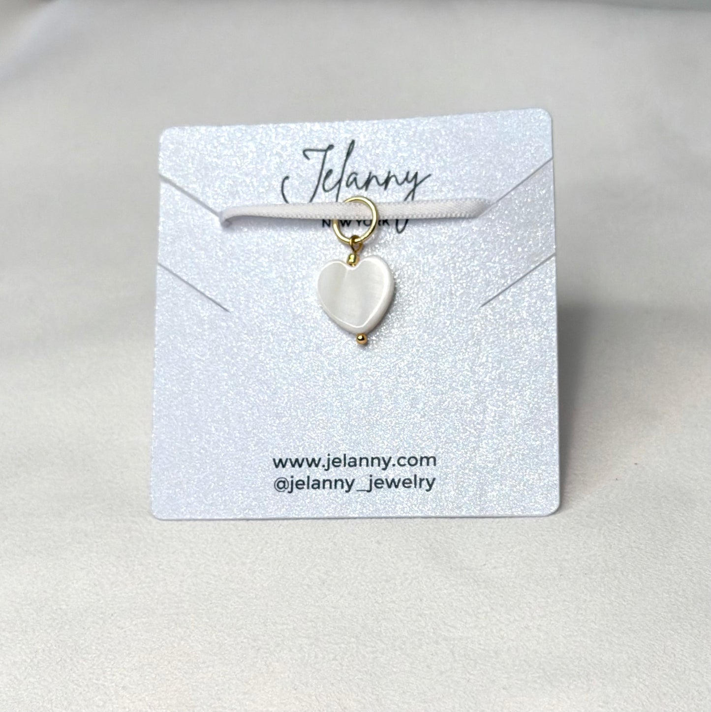 Mother-of-pearl heart charm 1 pc
