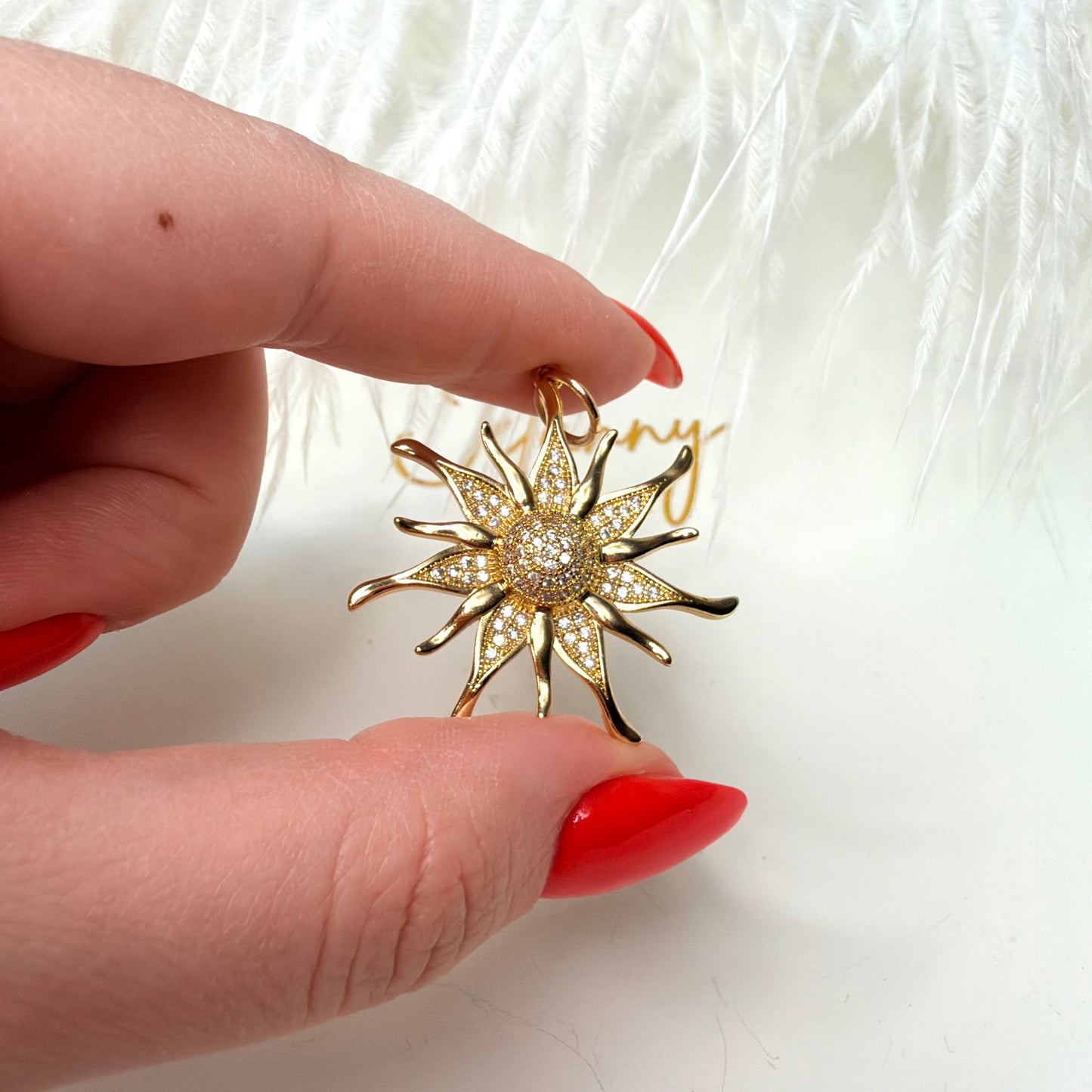 Large sun charm 1 pc (silv)