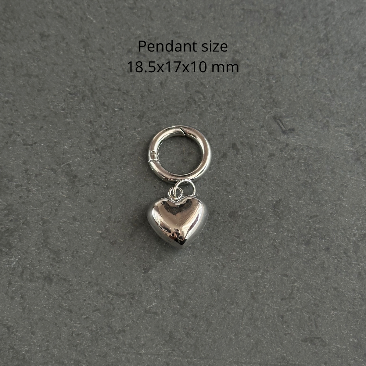 Necklace charm (medium heart)
