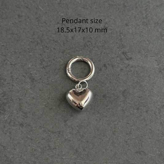 Necklace charm (medium heart)