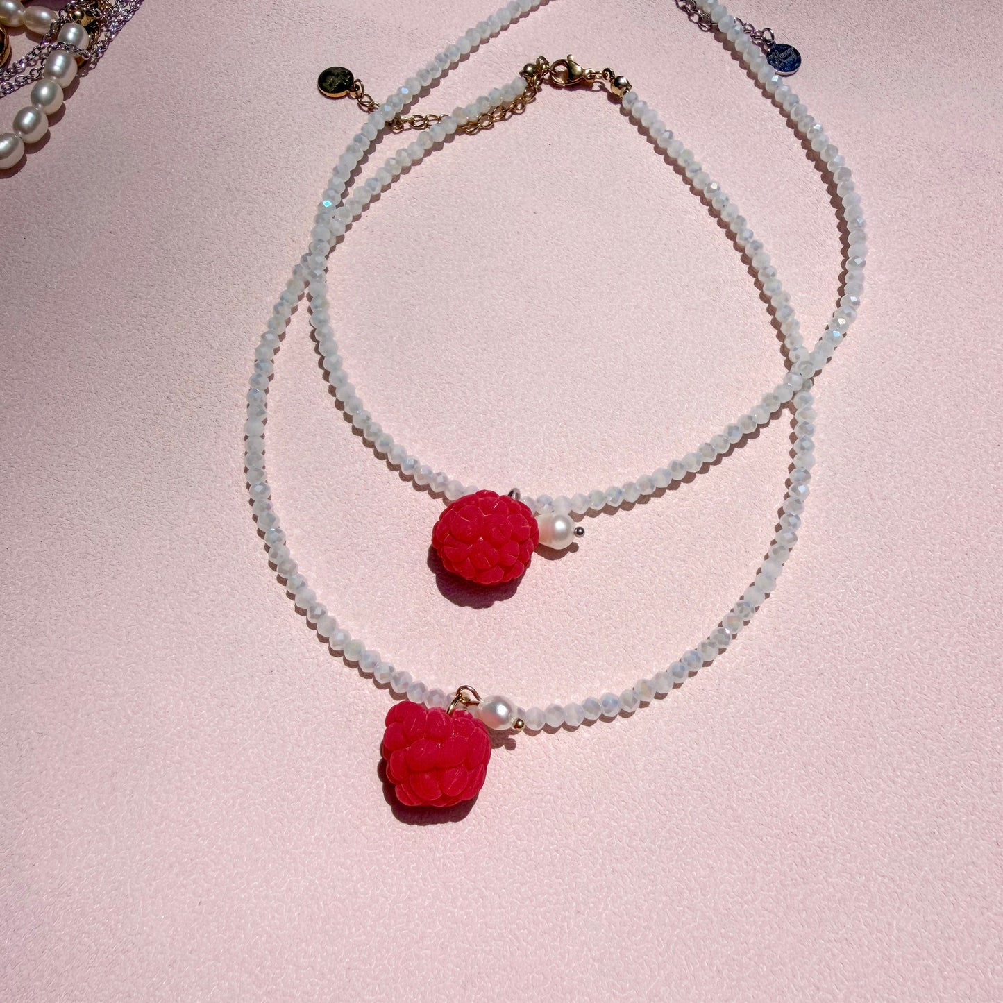 Viral raspberry beaded necklace