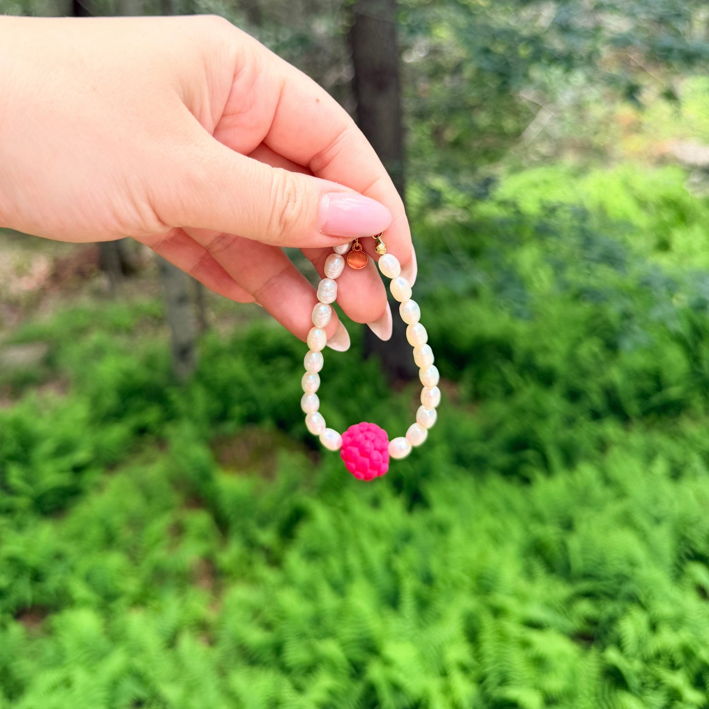 Viral raspberry pearl bracelet