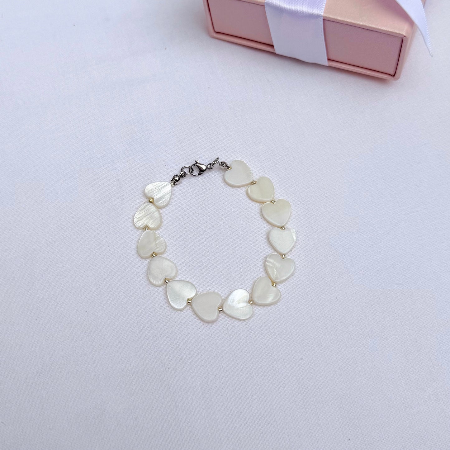 Mother of pearl heart bracelet