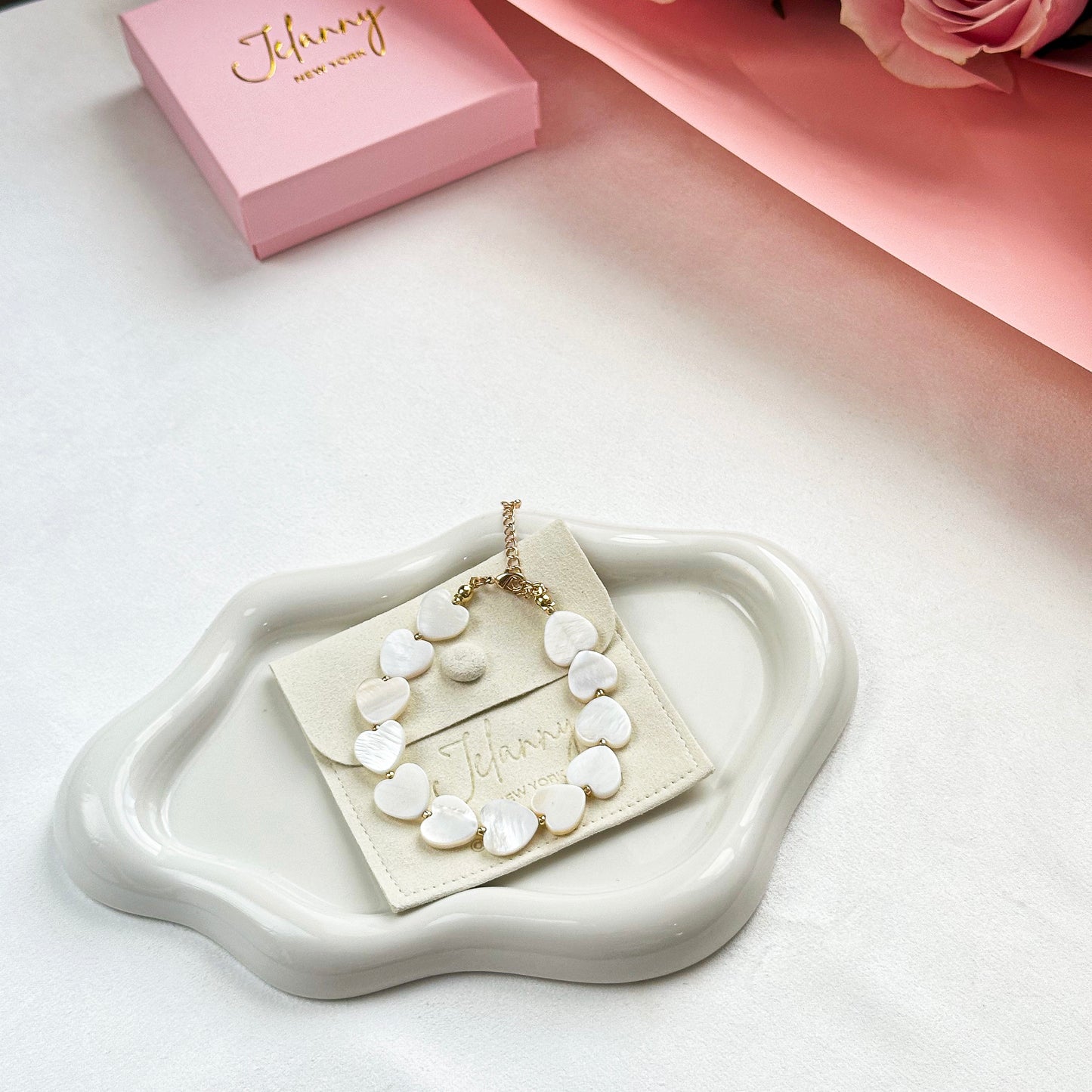 Mother of pearl heart bracelet