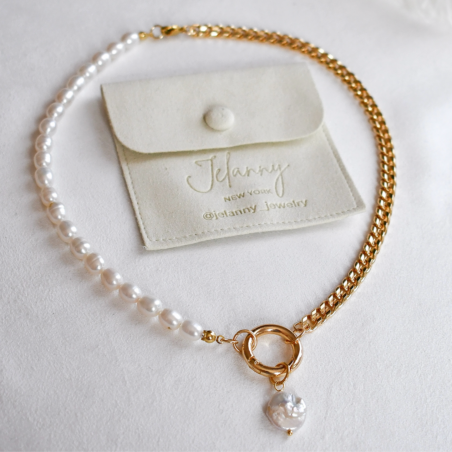 Bracelet with coin pearl (gold plated)