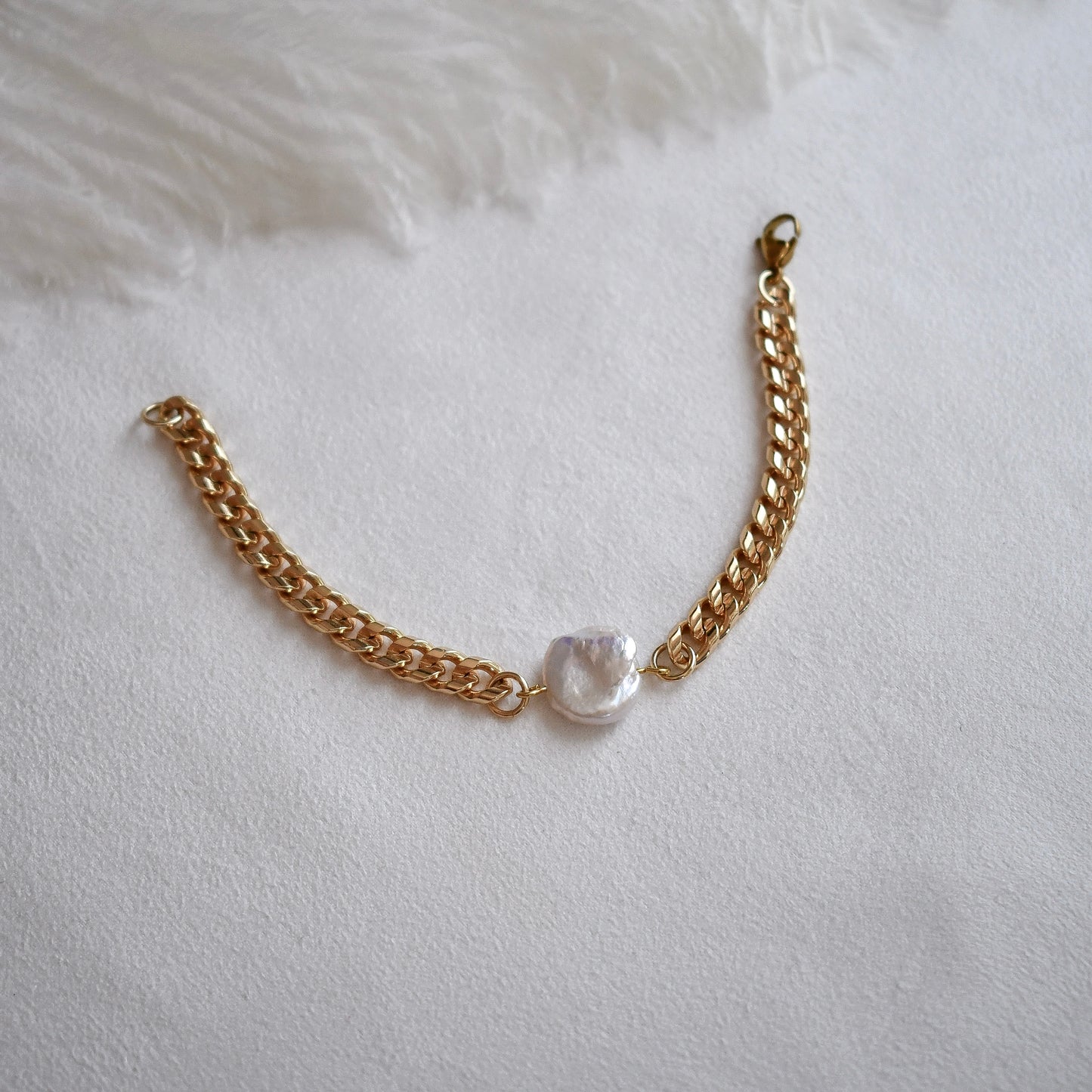 Coin pearls bracelets