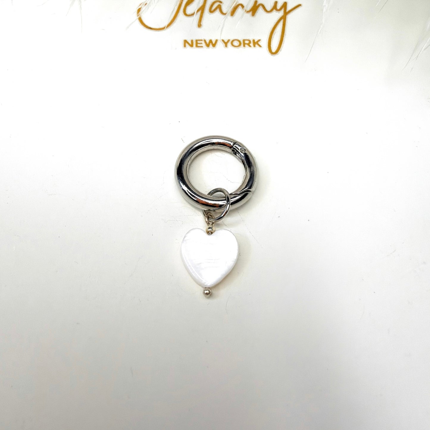 Mother-of-pearl heart charm 1 pc