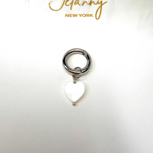 Mother-of-pearl heart charm 1 pc