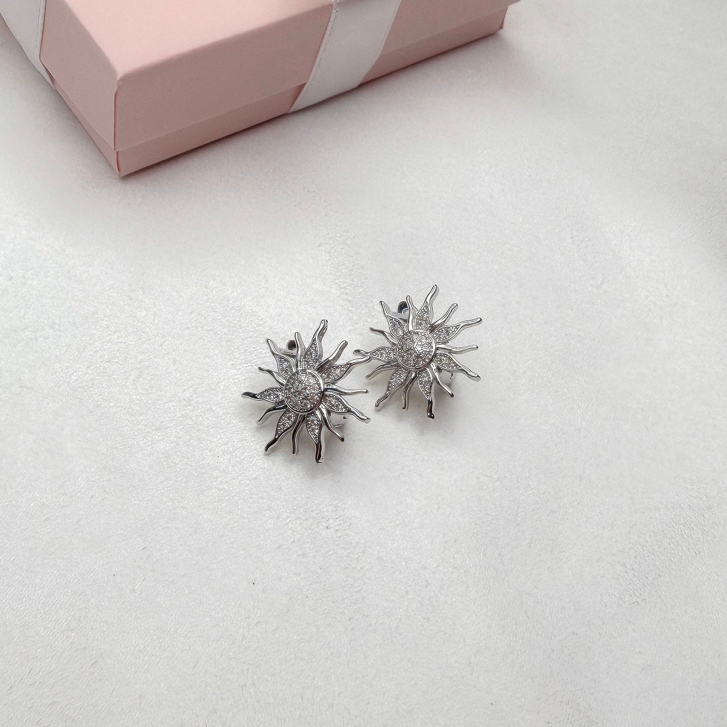 Sunburst stud earrings gift ready packaging minimalist pearl jewelry gift for her