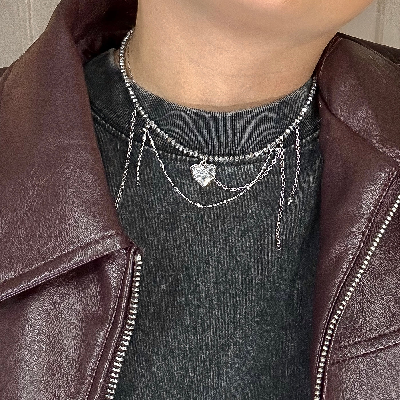 Asymmetric chains necklace with heart (silver)