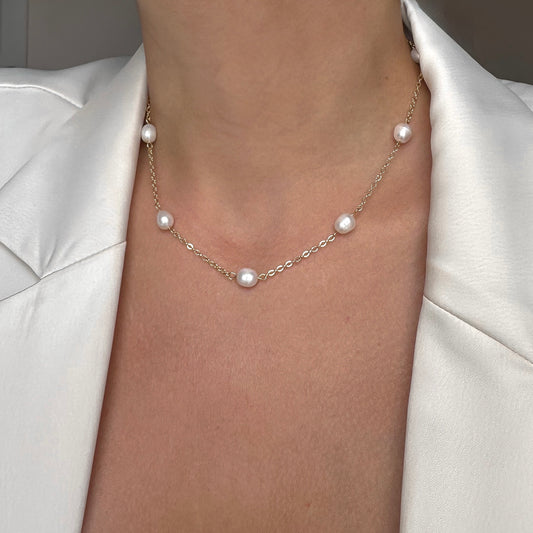 Gold Minimalist Pearl Necklace – Natural Freshwater Pearls