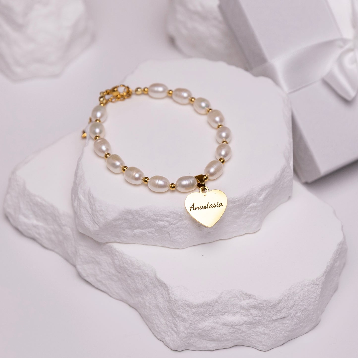 Custom pearl bracelet with heart engraving gold finish