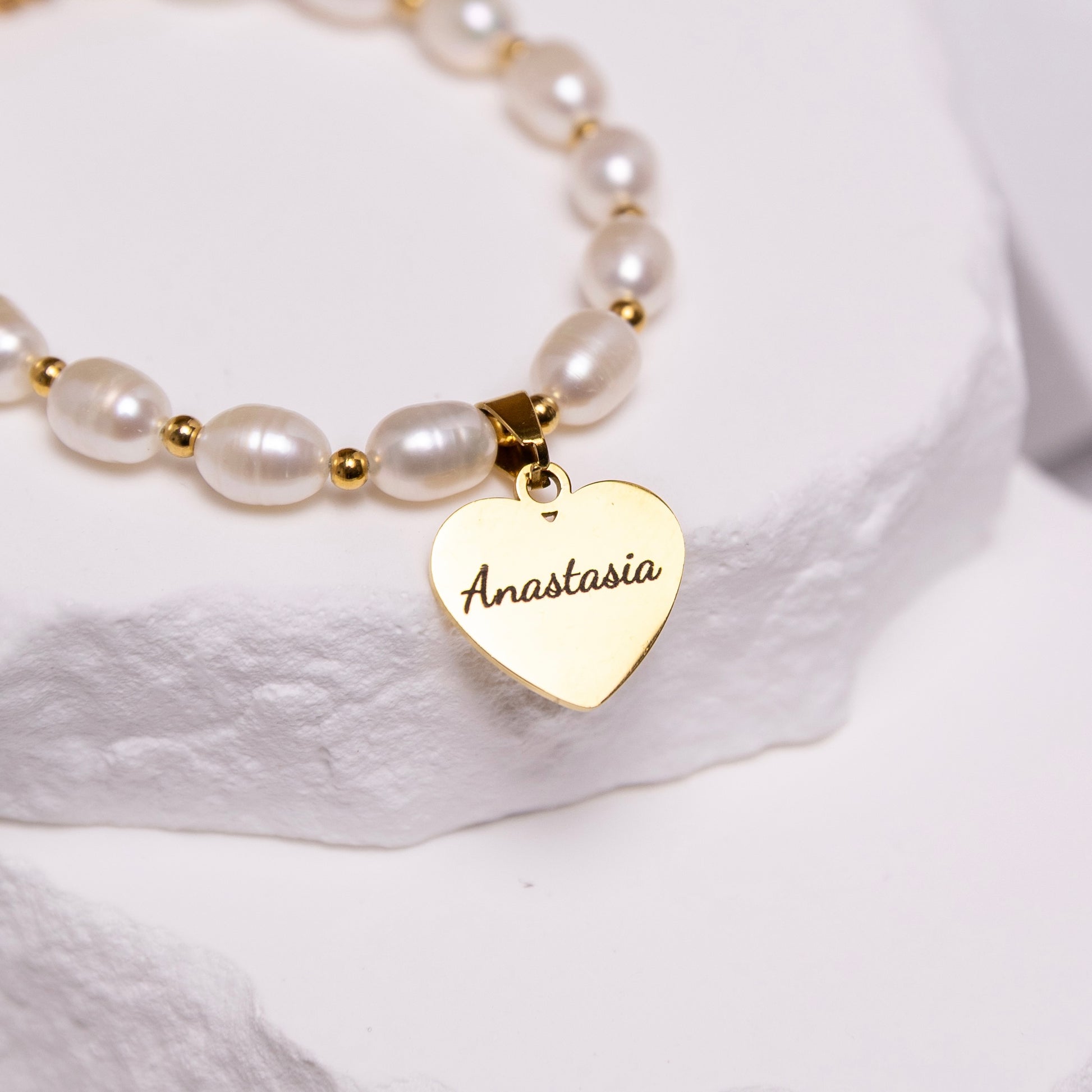 Custom engraved pearl jewelry bracelet for women