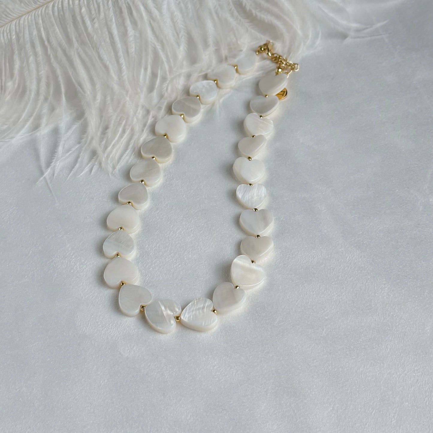 Mother-of-pearl heart necklace